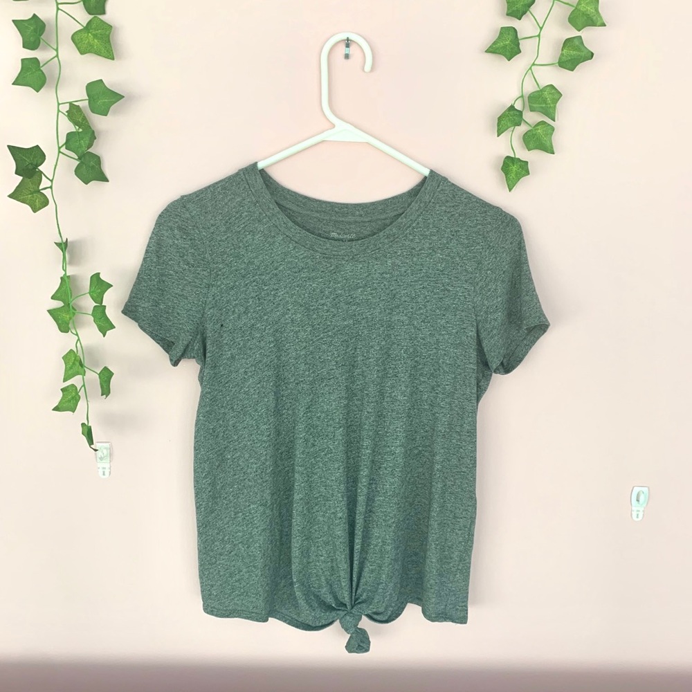 🐝3/$20!! Madewell knot front tee